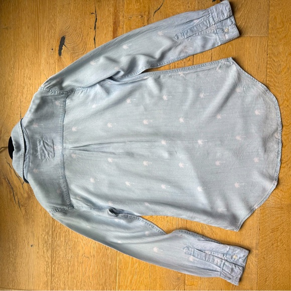 ✨CUTEST✨Rails Carter PALMS Button Down Chambray Shirt XS pristine cond pricefirm - Picture 7 of 8